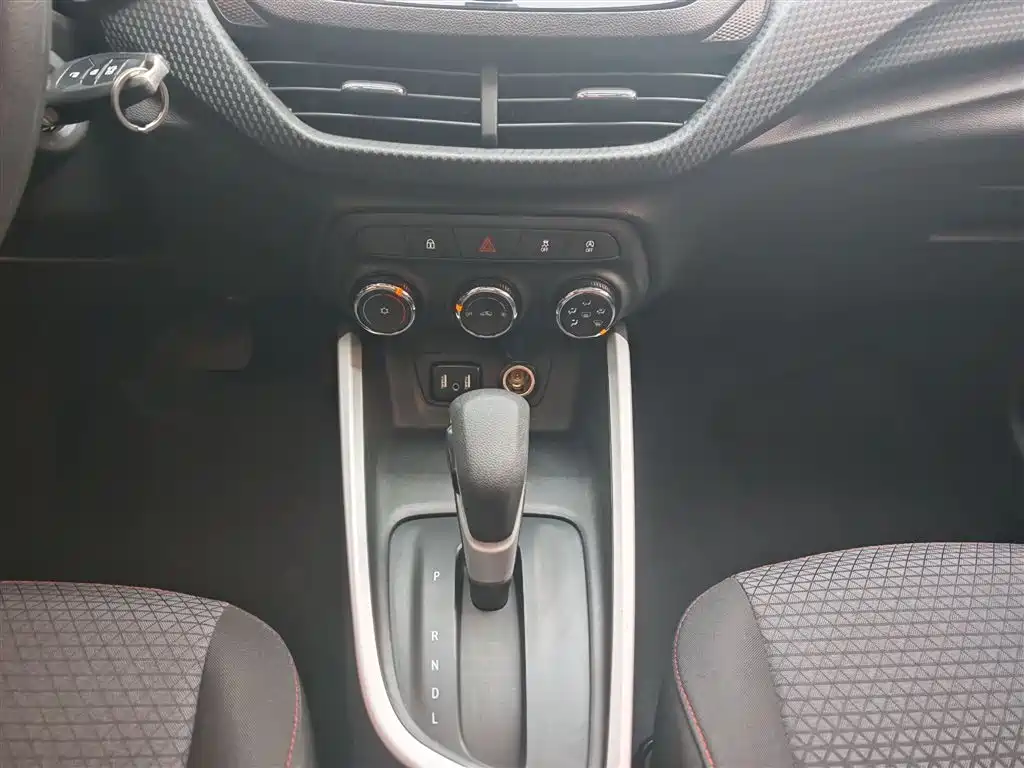 Chevrolet Cavalier 2020 Redline 325T Automatic Delight (China VI) фото 11