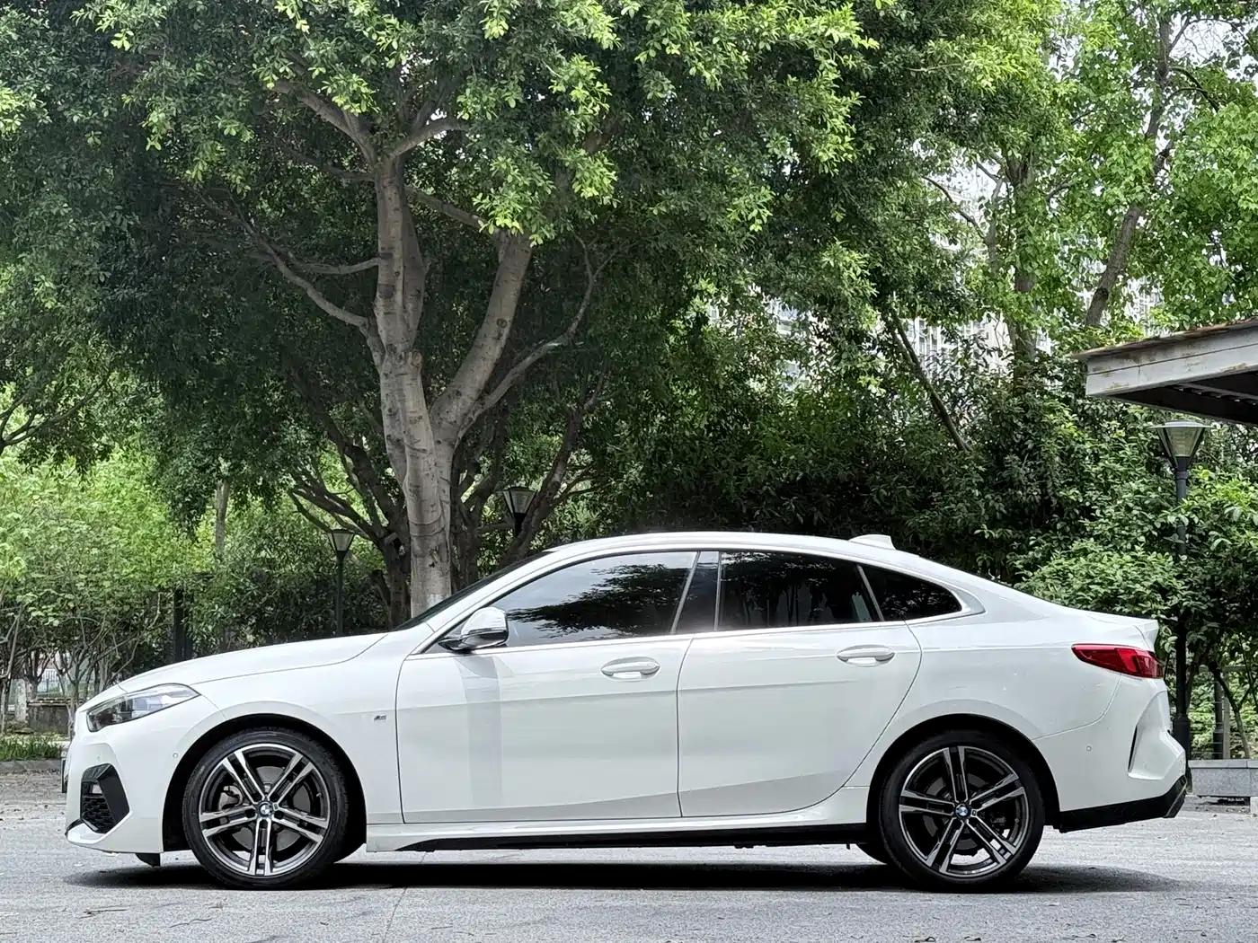 BMW 2 Series (Import) 2023 225i 4-Door Coupe M Sport Package фото 17