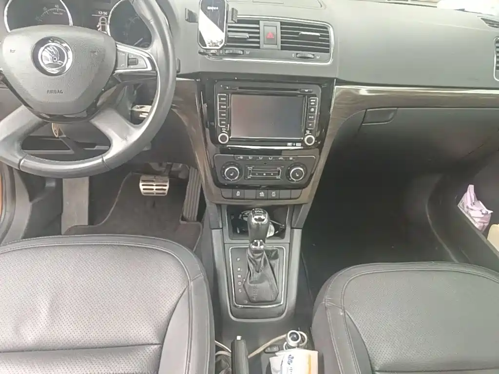 Škoda Yeti 2015 2014 1.8TSI DSG Off-Road Edition