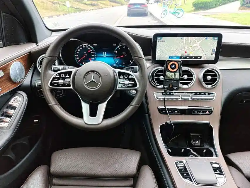 Фото 5 - Mercedes-Benz GLC