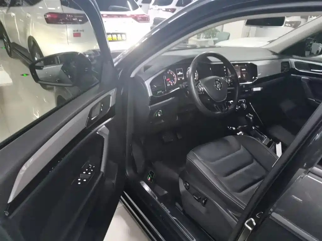 Volkswagen Tayron 2019 Expedition 280TSI 2WD Luxury (China VI) фото 16