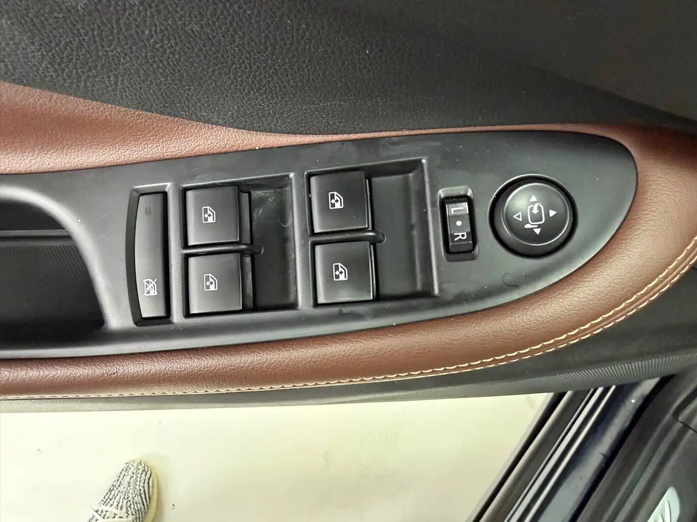 Buick Envision Plus 2021 532T FWD Luxury Trim фото 16