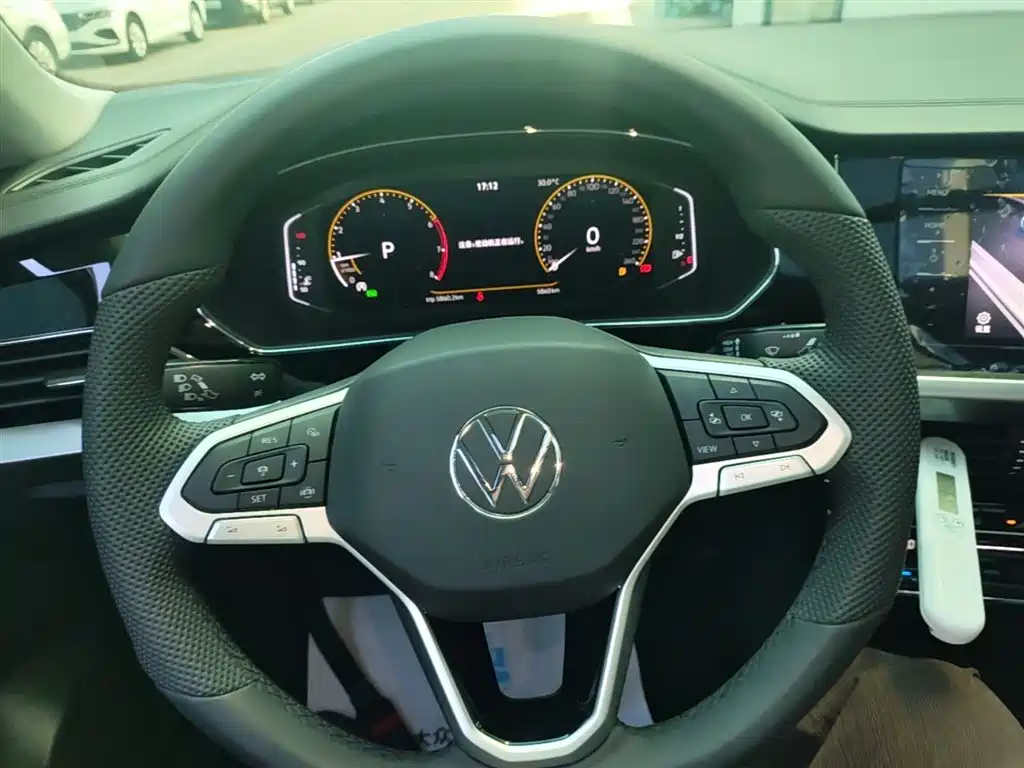 Volkswagen Passat 2025 Outstanding 380TSI Starlight Dragon Soaring Edition фото 11