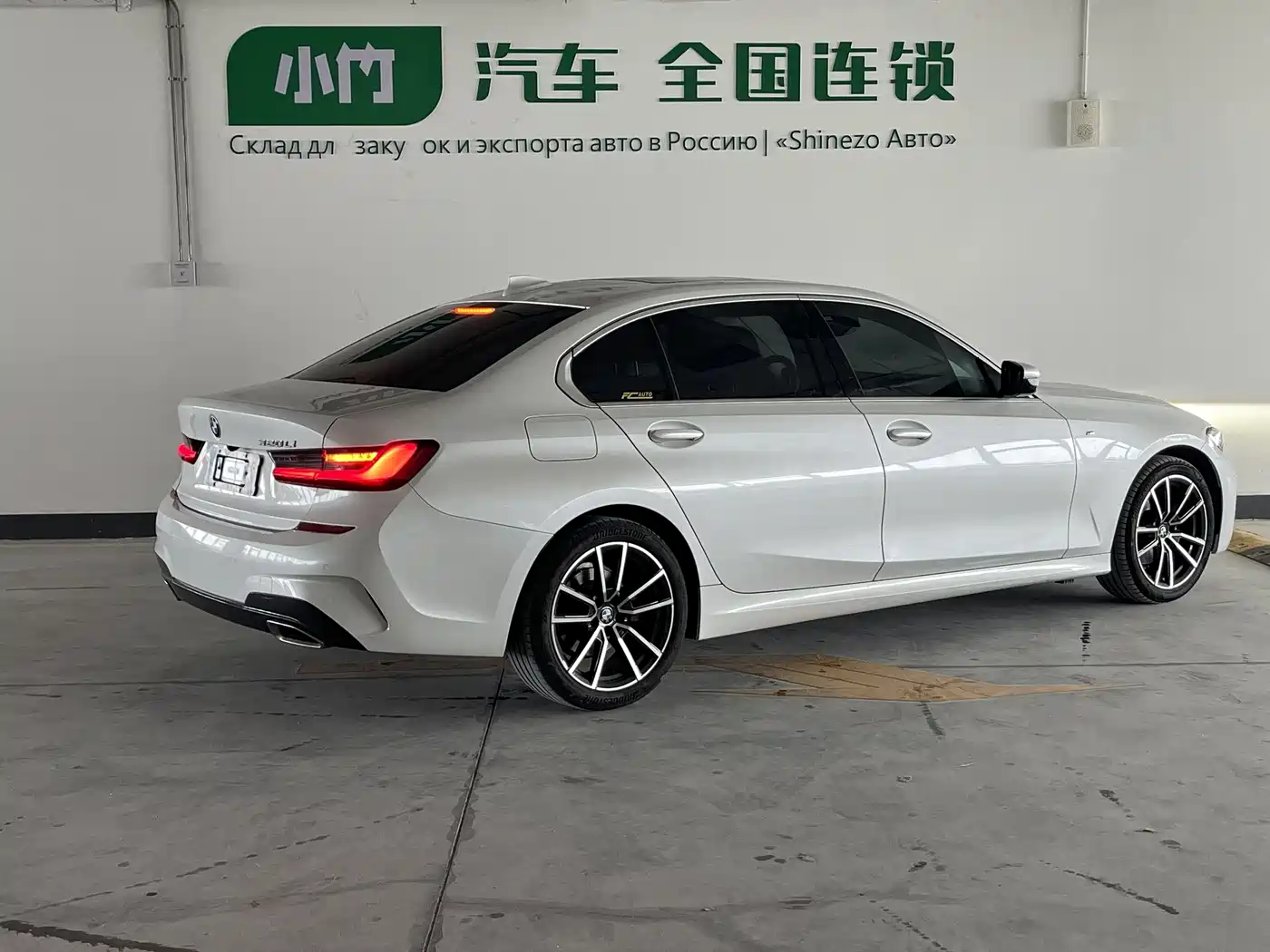 BMW 3-SERIES