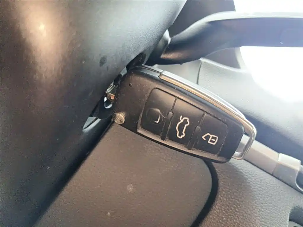 Audi A3 2014 Sportback 35 TFSI Automatic Progressive фото 9