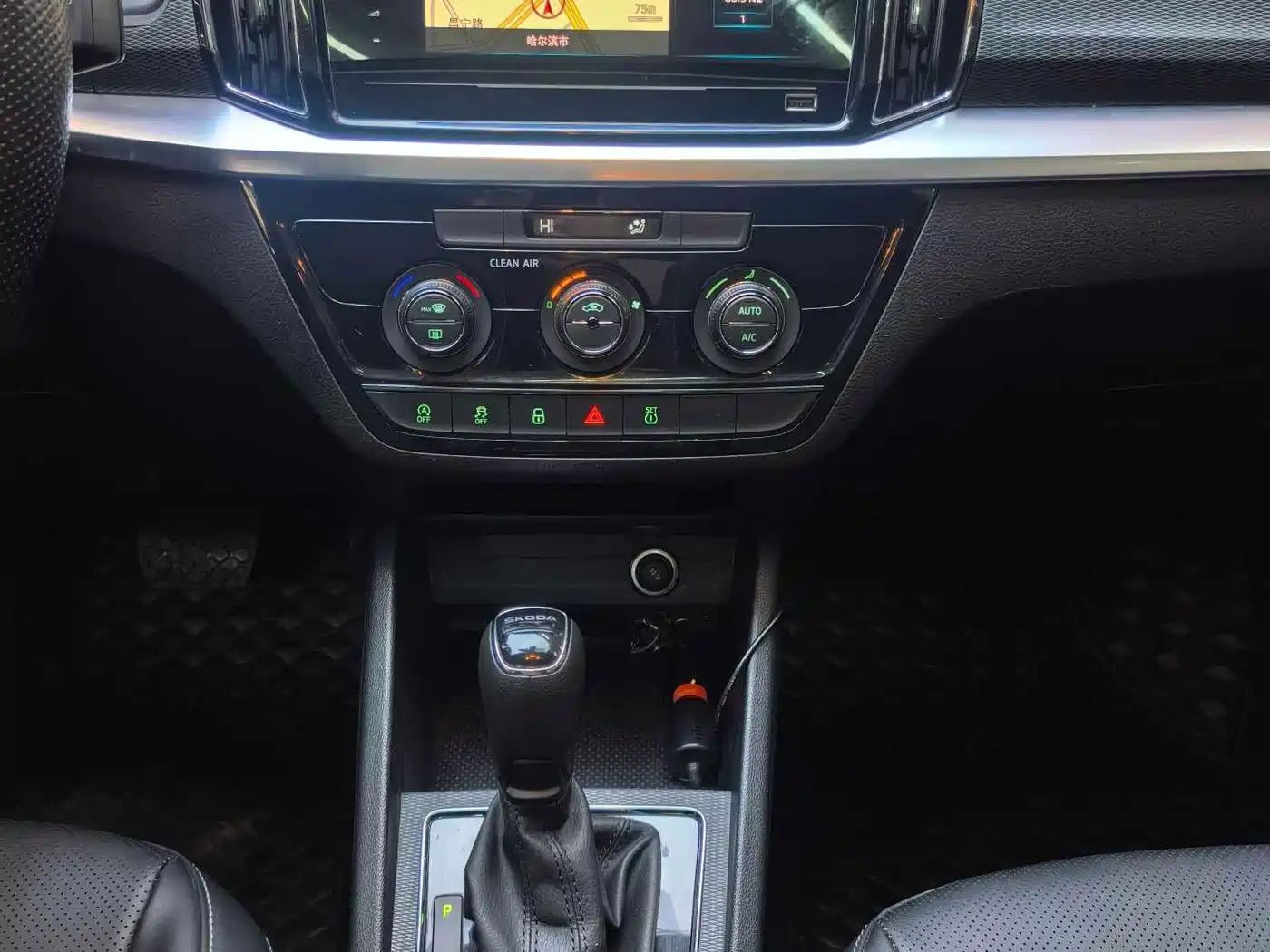Škoda Kamiq 2022 1.5L Automatic Comfort Edition фото 11