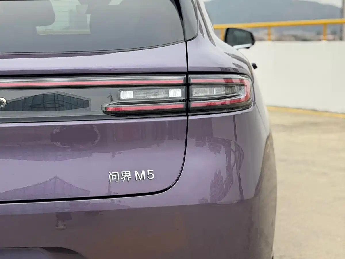 AITO Wenjie AITO M5 2025 Extended Range Ultra AWD фото 15
