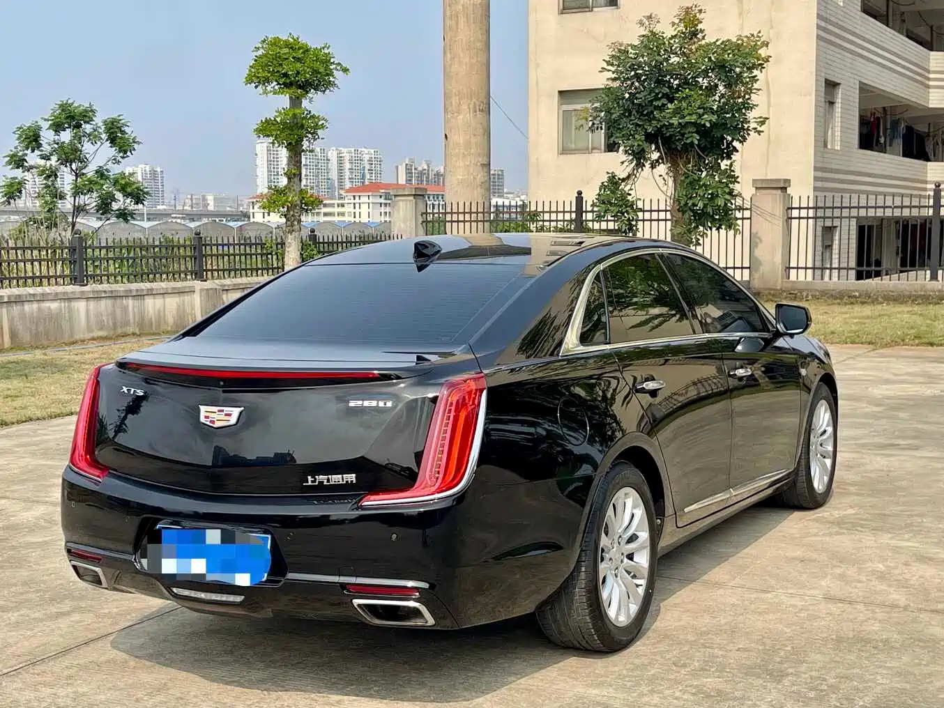 Cadillac XTS 2018 28T Technology фото 7