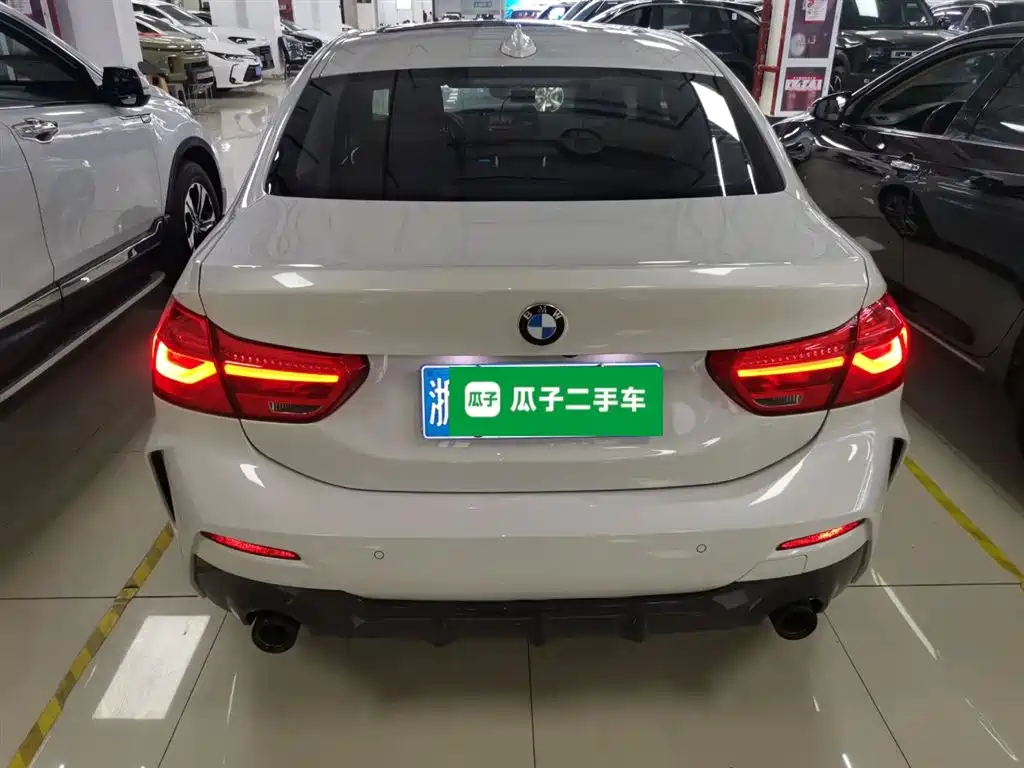 BMW 1 Series 2021 Facelift 120i M Sport Shadow Edition фото 6