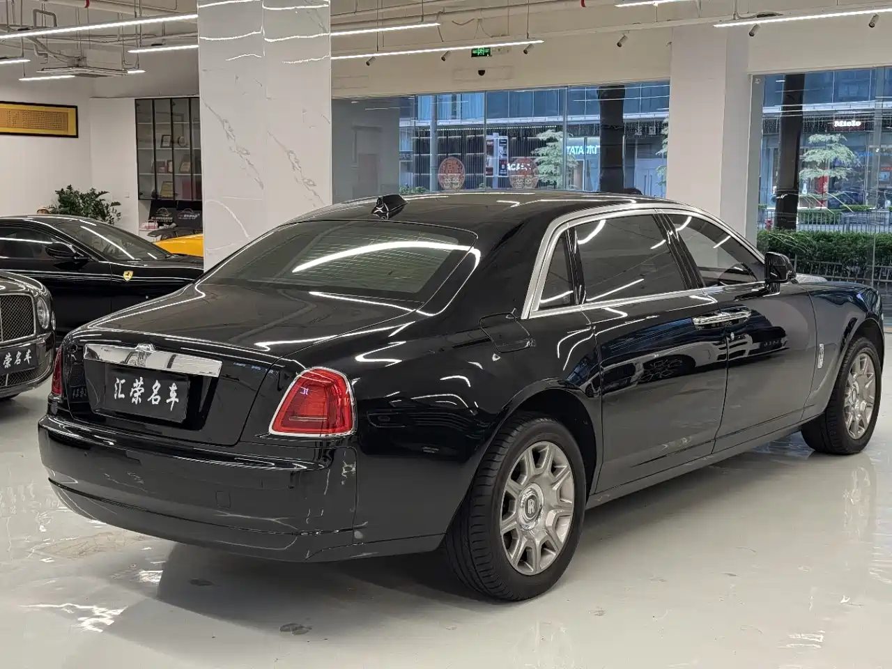 Фото 9 - Rolls-Royce Ghost