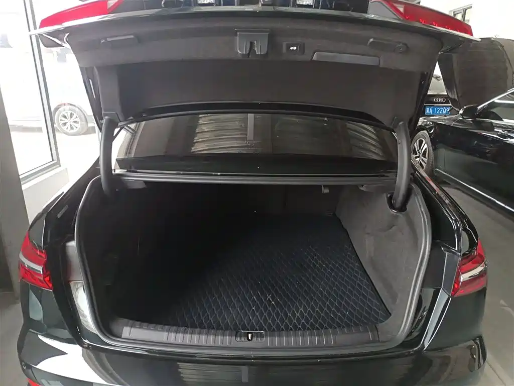 Audi A6L 2022 45 TFSI Premium Dynamic фото 19