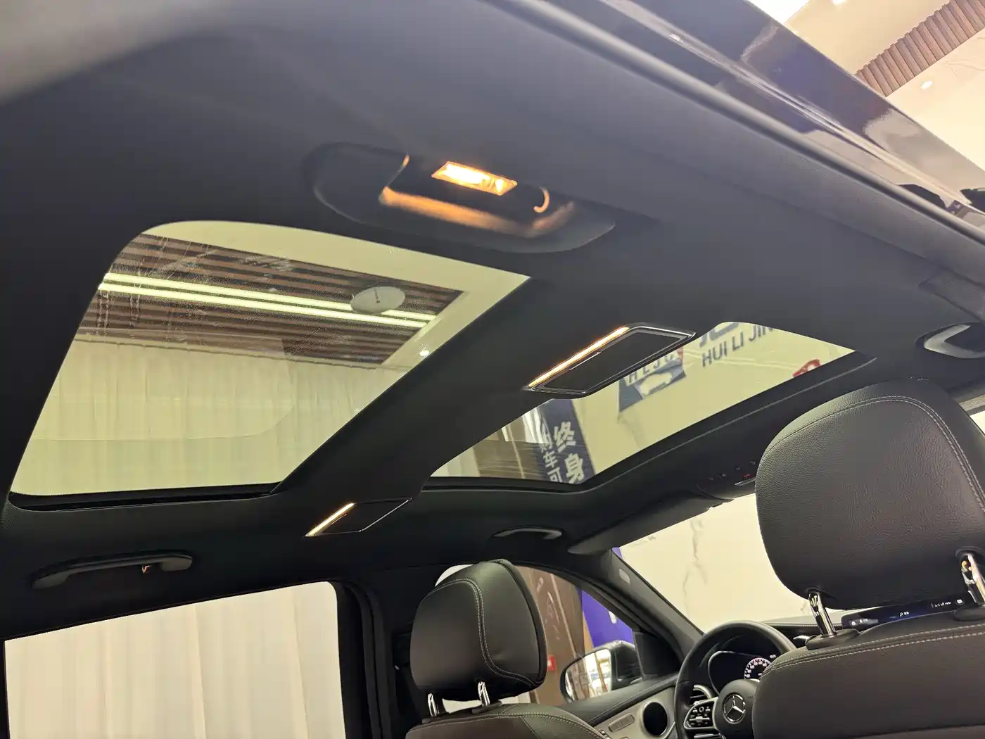 Mercedes-Benz GLC 2020 Facelift GLC 260 L 4MATIC Dynamic фото 16