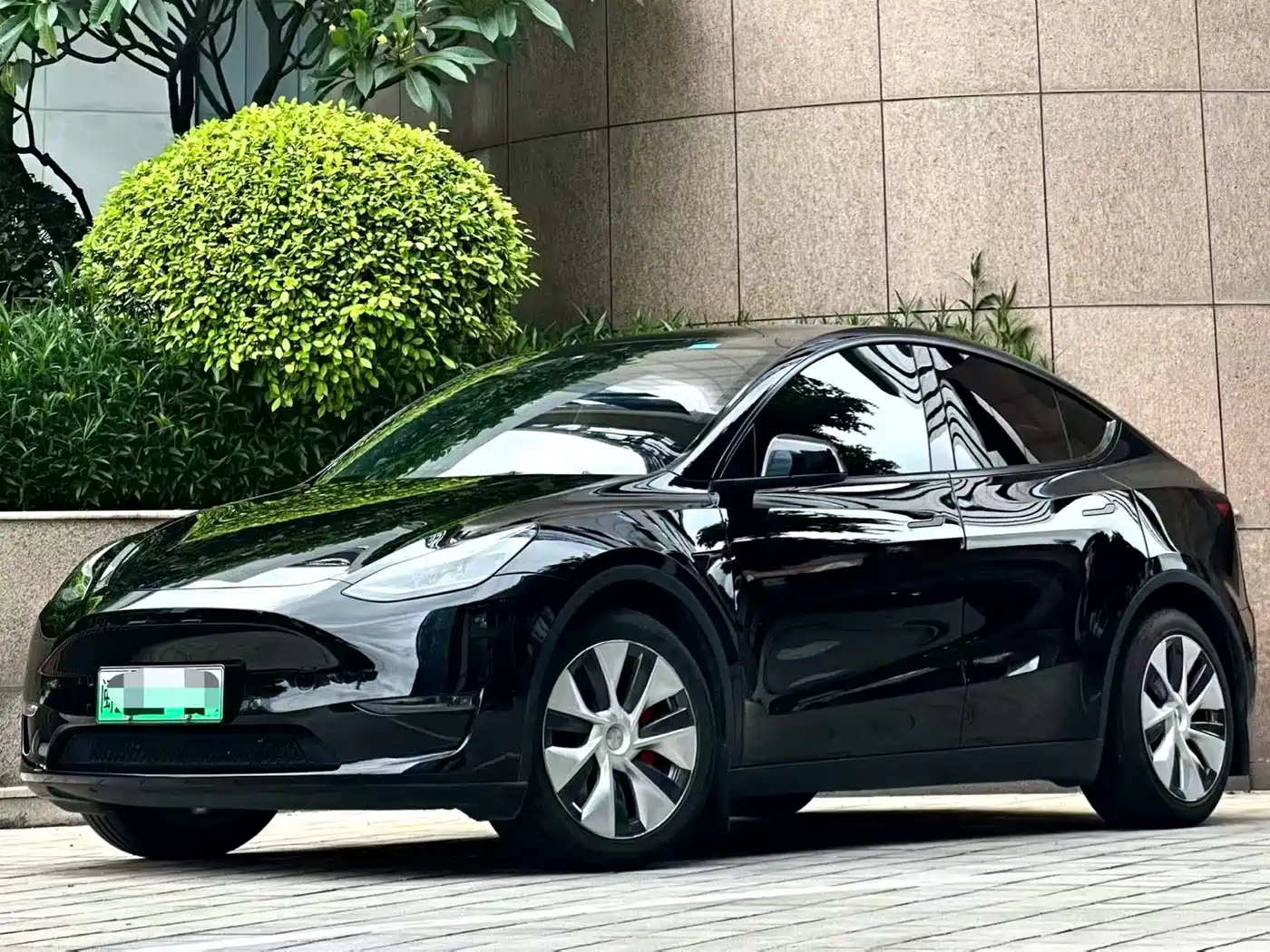 Tesla Model Y 2022 Facelift Long Range All-Wheel Drive Version