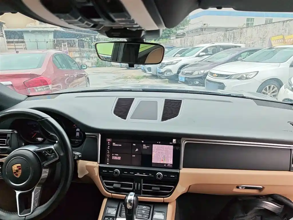 Porsche Macan 2018 Macan 2.0T фото 10