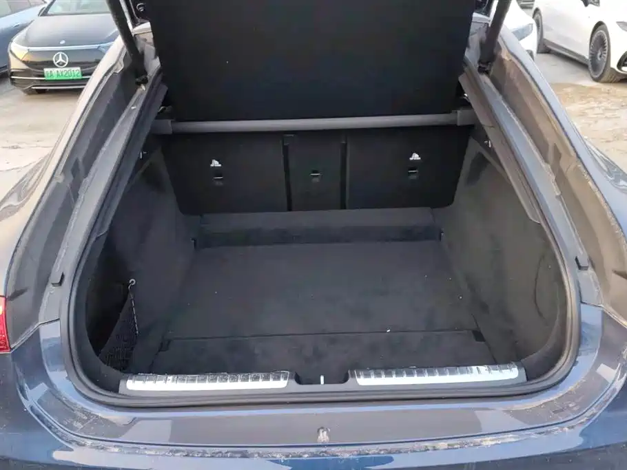 MERCEDES-BENZ EQS AMG