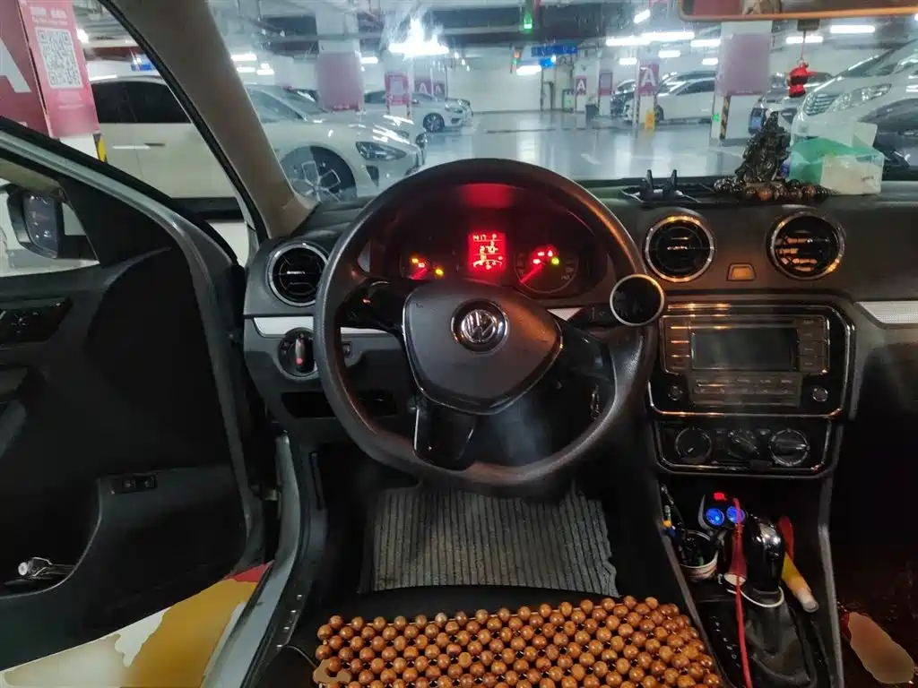 Volkswagen Jetta 2017 1.5L Automatic Comfort фото 11