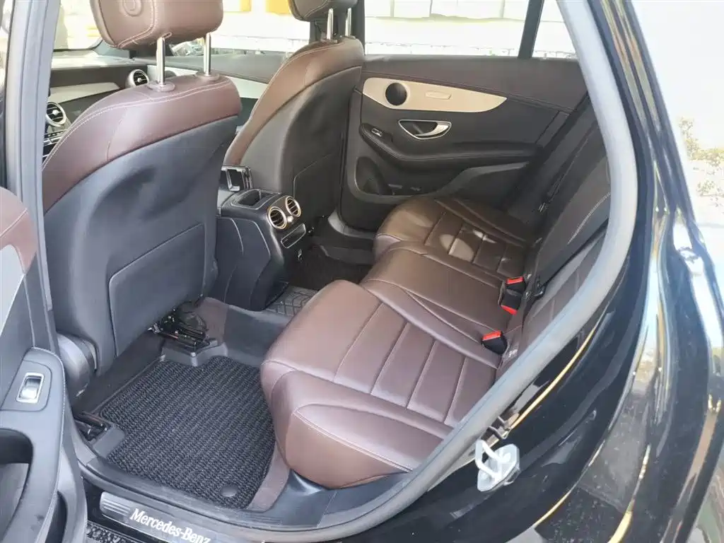 Mercedes-Benz GLC 2022 Facelift III GLC 260 L 4MATIC Dynamic фото 13