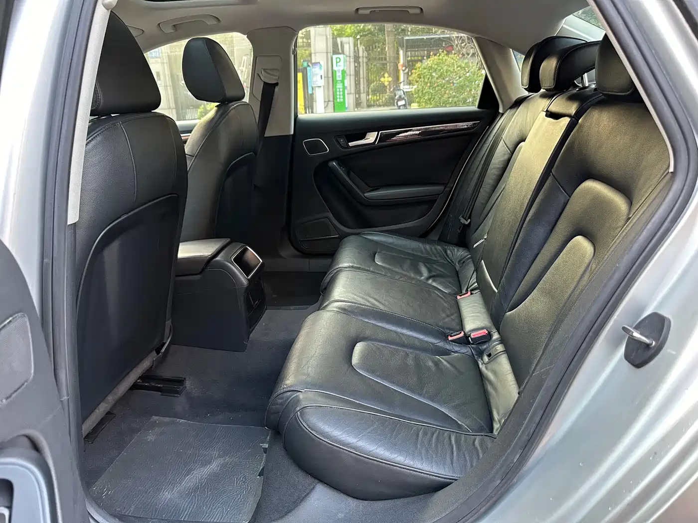 Audi A4L 2012 2.0 TFSI Auto Comfort фото 15