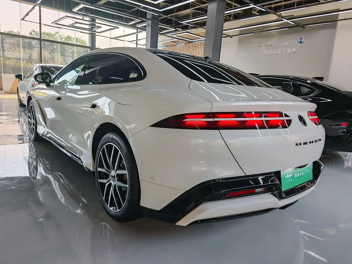 Denza Z9 2024 Model 1100km AWD Max Edition фото 11