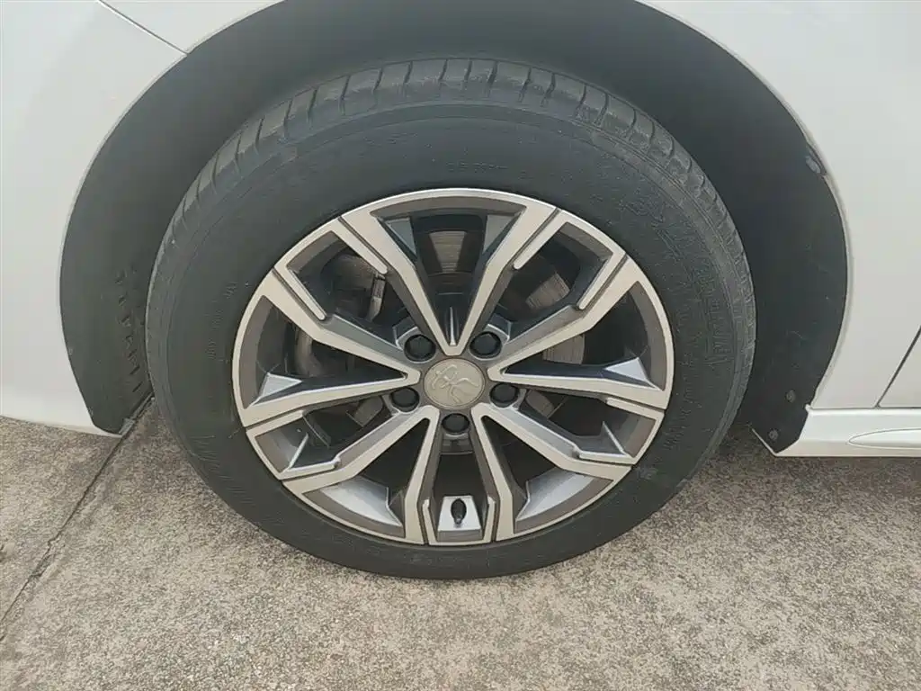 BYD Song MAX 2019 1.5T Auto Smart Connect Premium 6-seater China VI фото 23