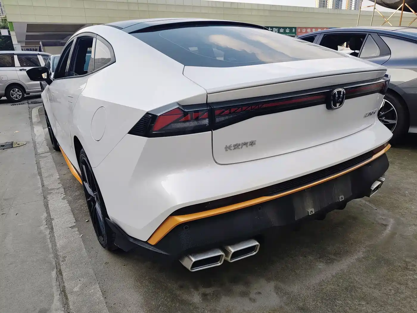 CHANGAN UNI-V