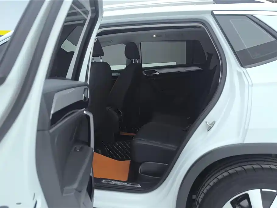 Volkswagen Tayron 2020 330TSI 2WD Luxury Smart Edition фото 11