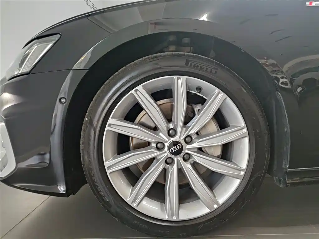 Audi A6L 2023 Facelift 45 TFSI Premium Dynamic фото 33