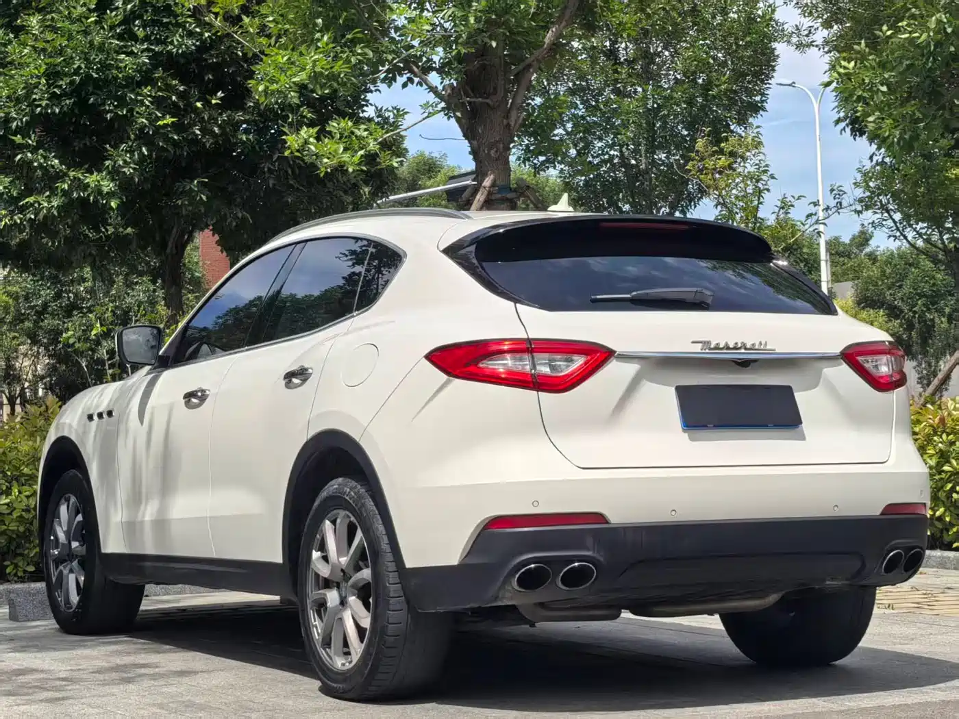 Maserati Levante 2016 3.0T Standard фото 4