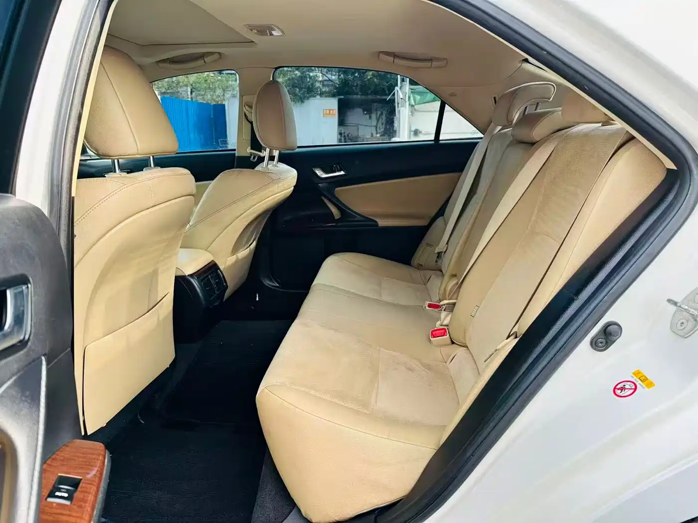 Toyota Reiz 2013 2.5V Premium Edition фото 9