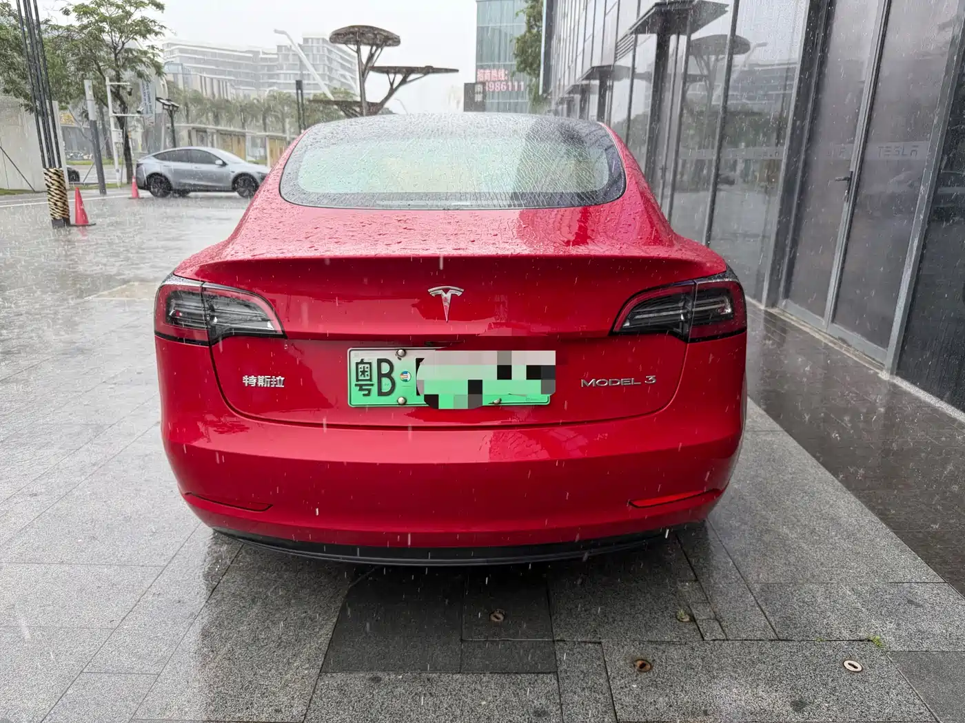 Photo 7 - Tesla Model 3