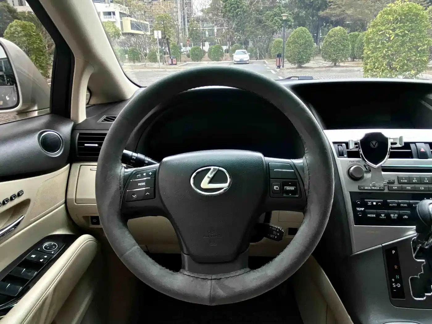 Lexus RX Classic 2011 270 Elegance фото 19