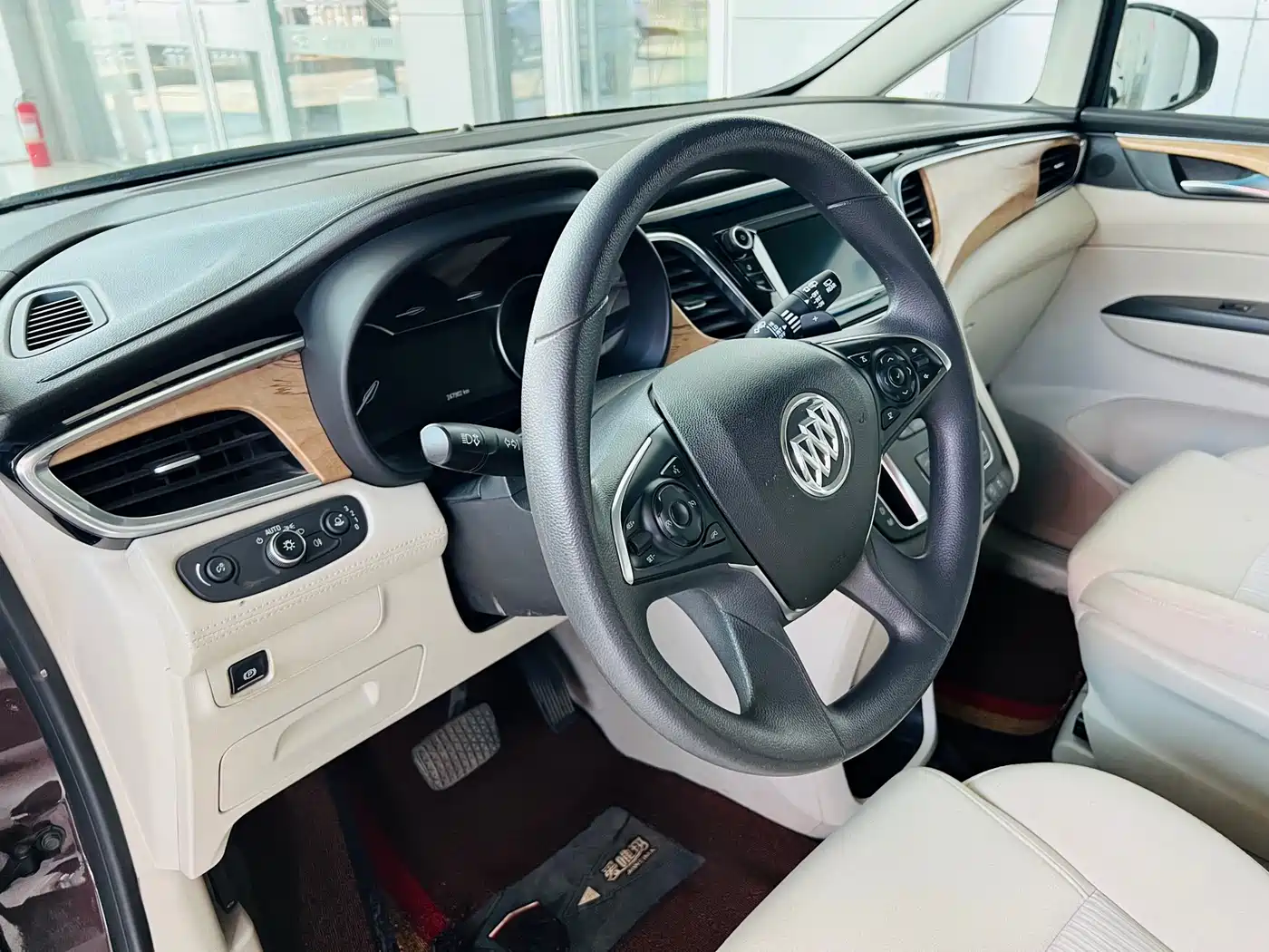 Buick GL8 2017 ES 28T Comfort Type China V фото 17