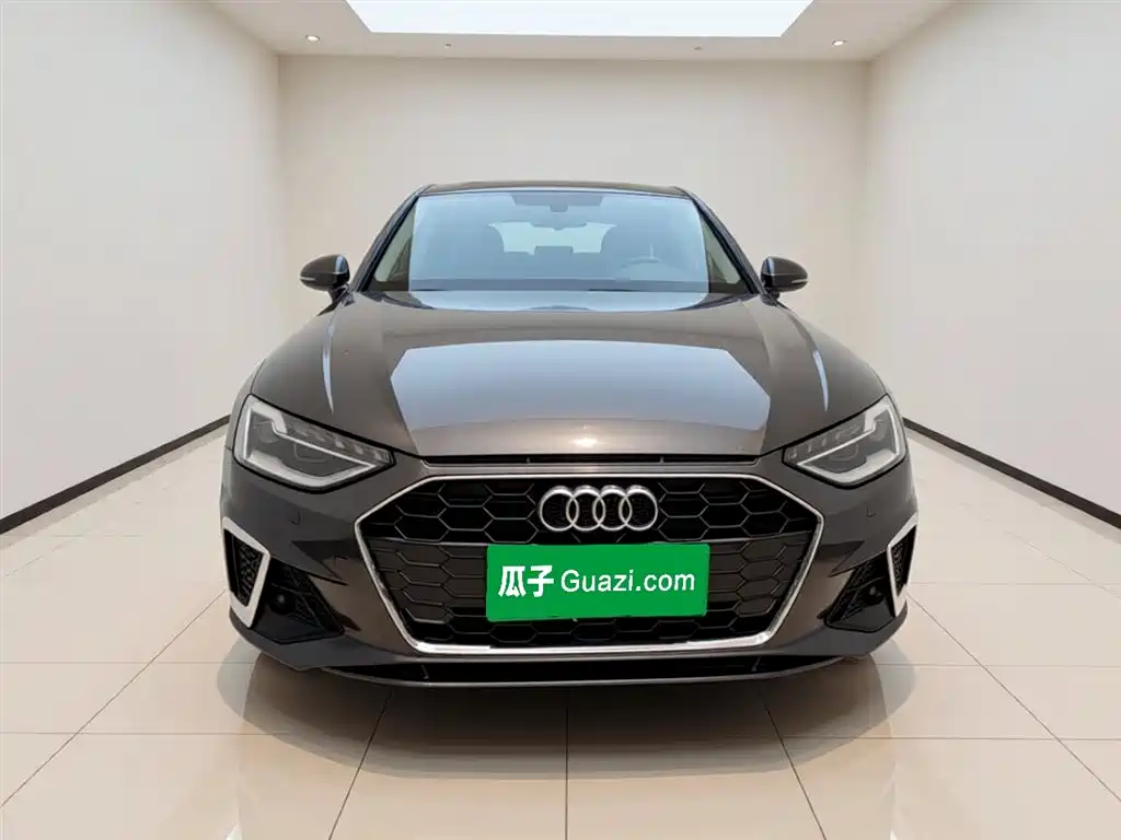 Audi A4L 2021 40 TFSI Premium Life Edition фото 2