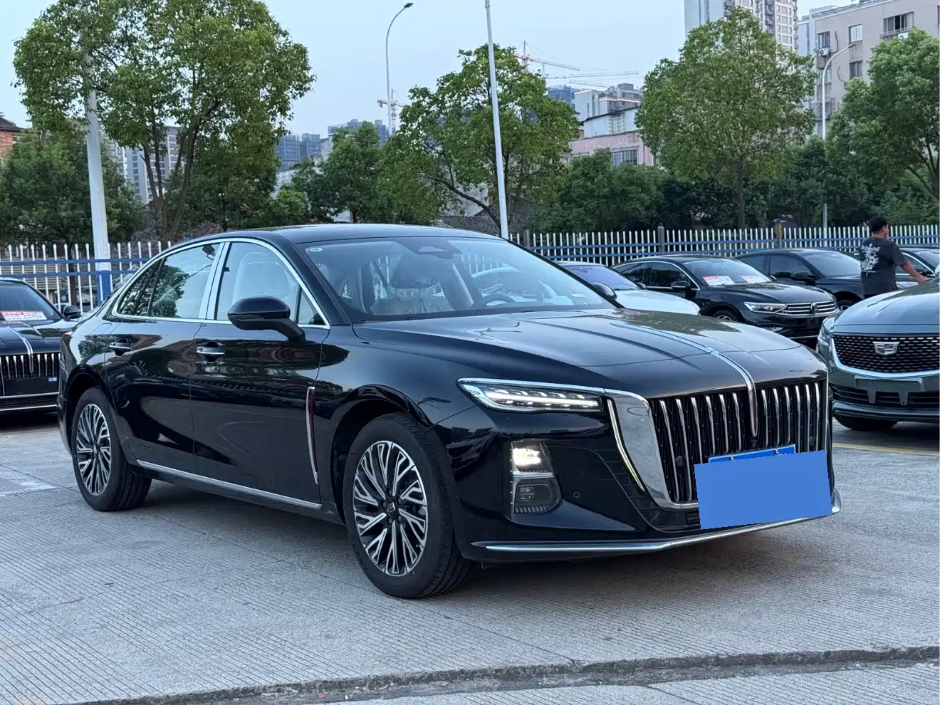 Hongqi H5 2026 2025 2.0T Automatic Flag Celebration 500,000 Units Anniversary Edition