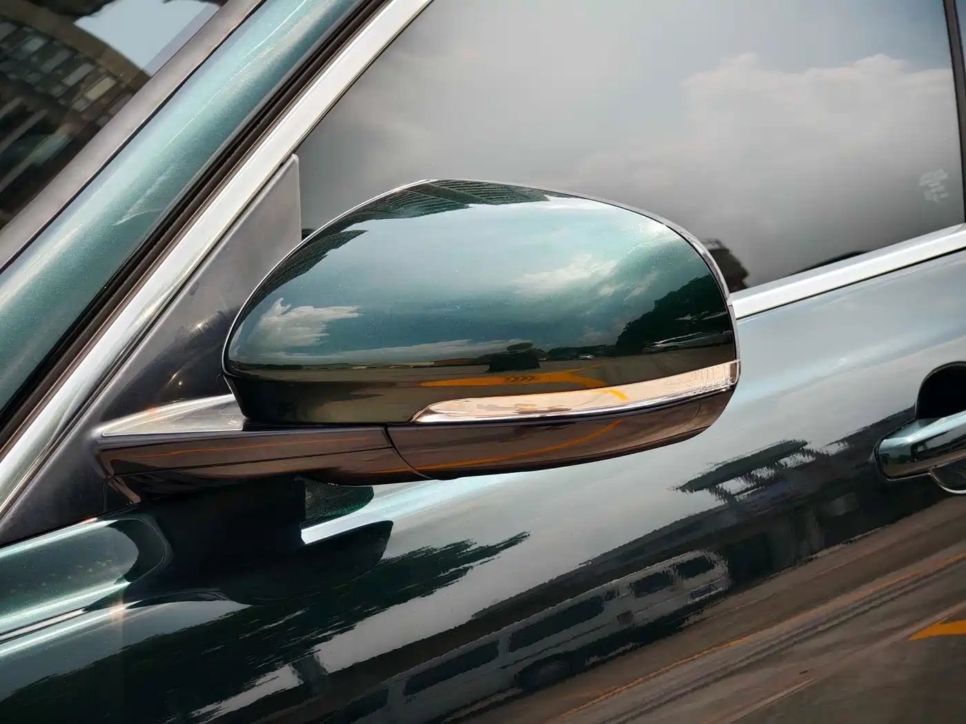 Jaguar XEL 2024 Model 2.0T 250PS R-DYNAMIC S Progressive Sport Edition фото 35