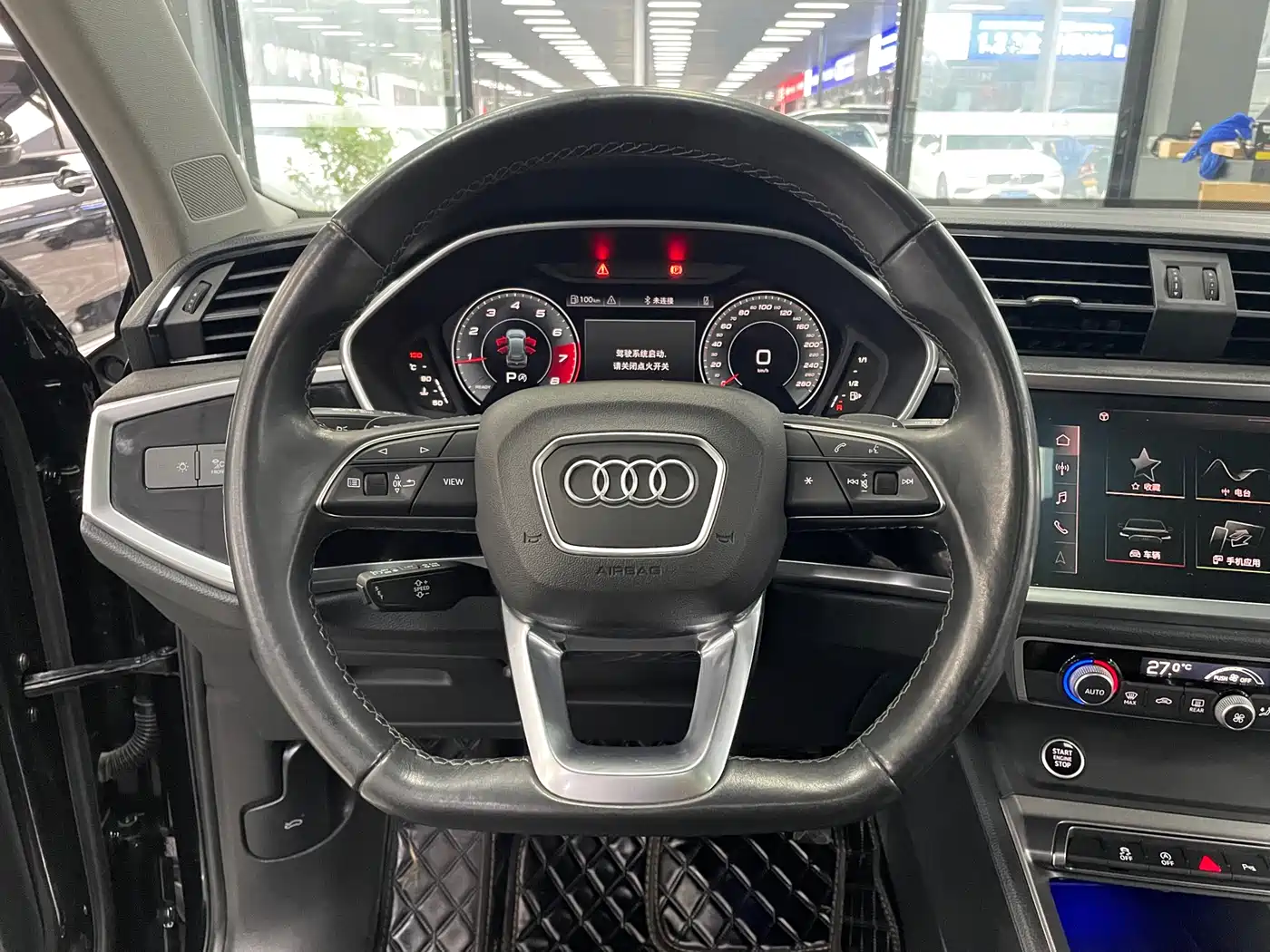 Audi Q3 2022 35 TFSI Fashion Dynamic фото 9