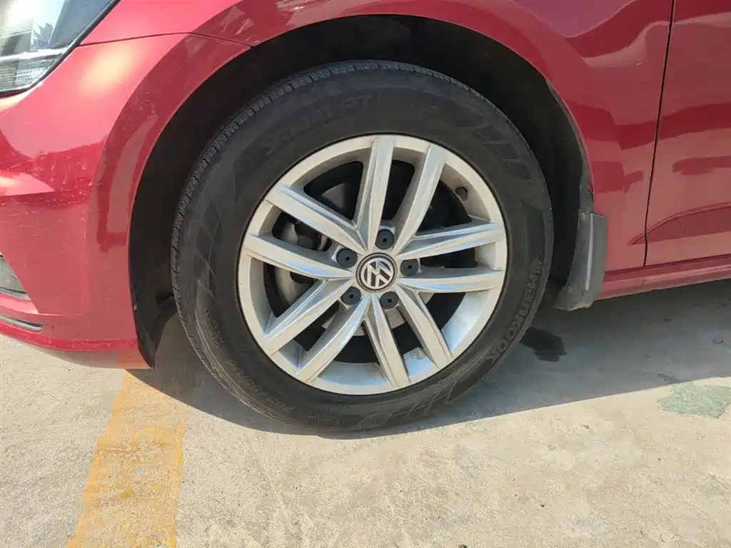 Volkswagen Golf 2018 230TSI Automatic Comfort фото 23