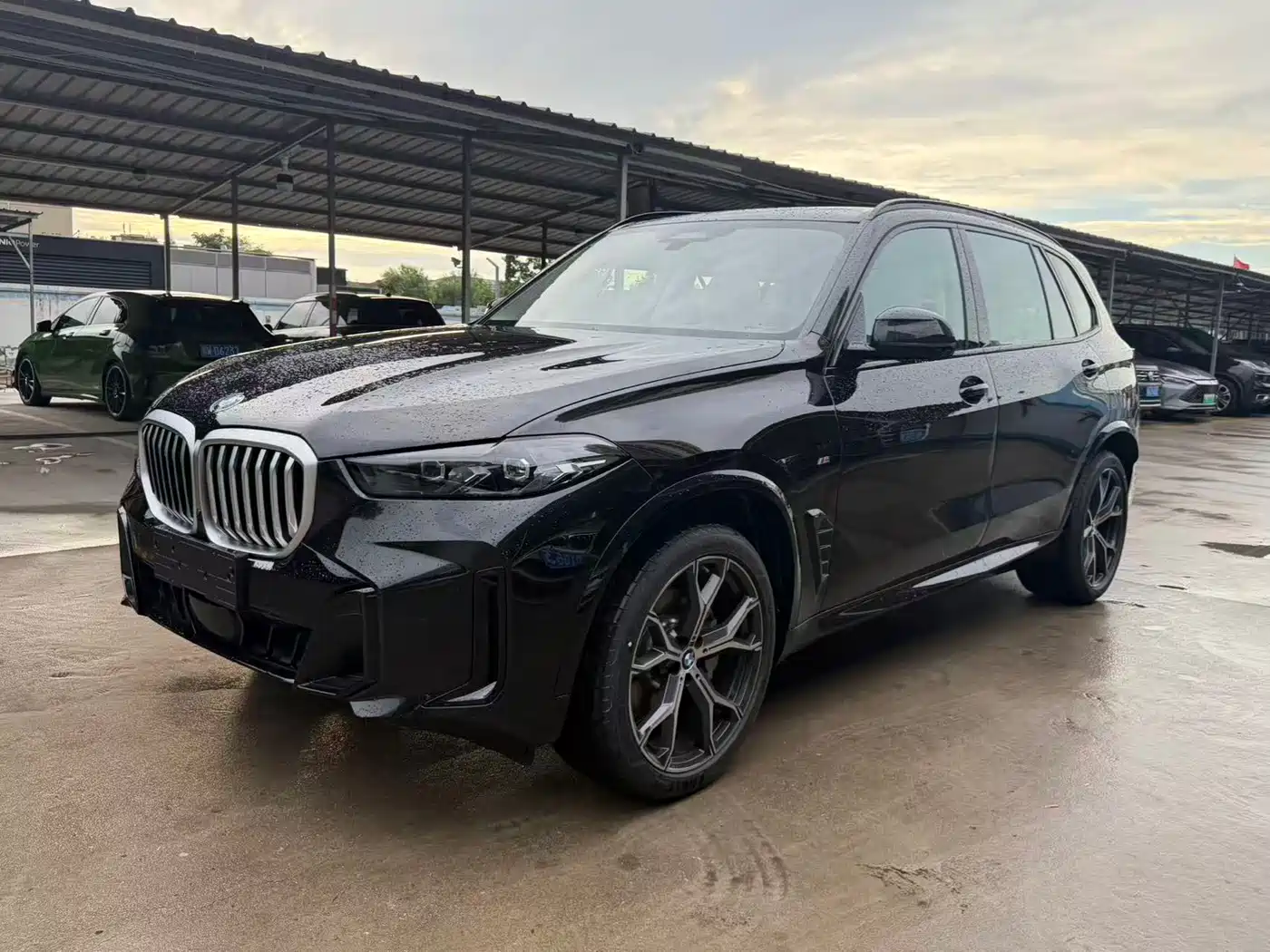 BMW X5 2026 2026 Facelift xDrive 30Li Exclusive M Sport Shadowline Package