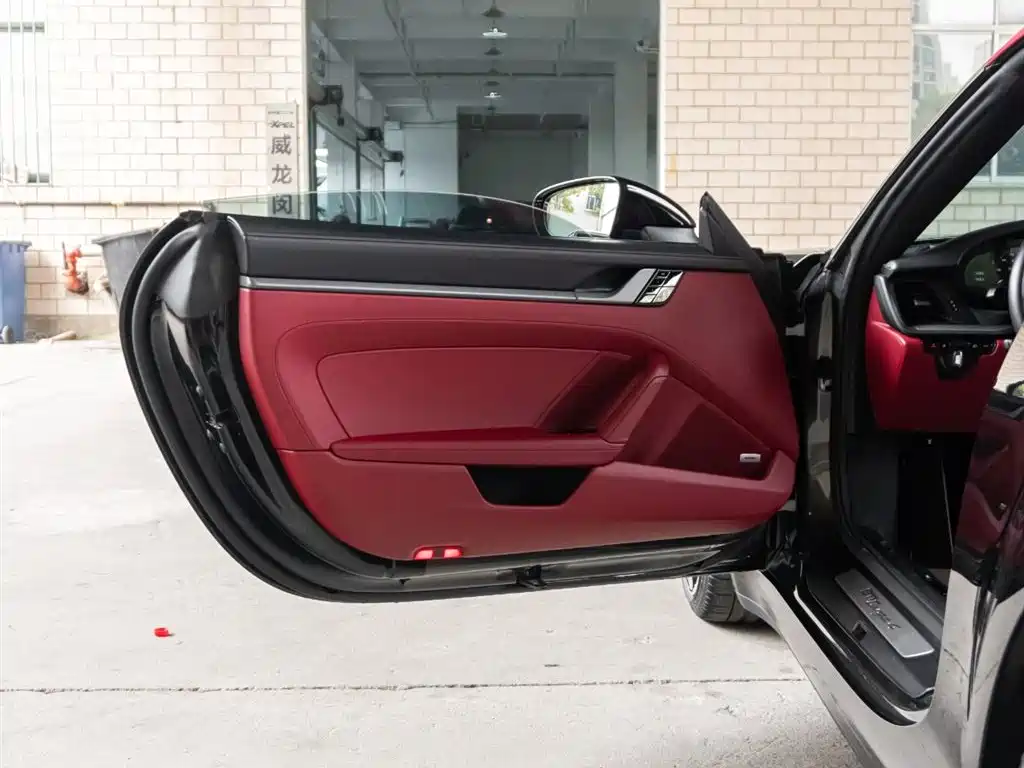 Porsche 911 2020 Targa 4 3.0T фото 16
