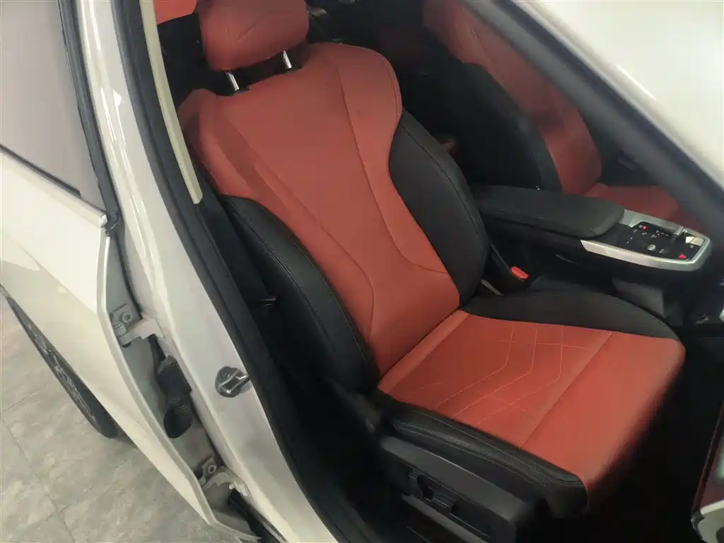 BMW X1 2024 sDrive25Li X Design Package фото 25