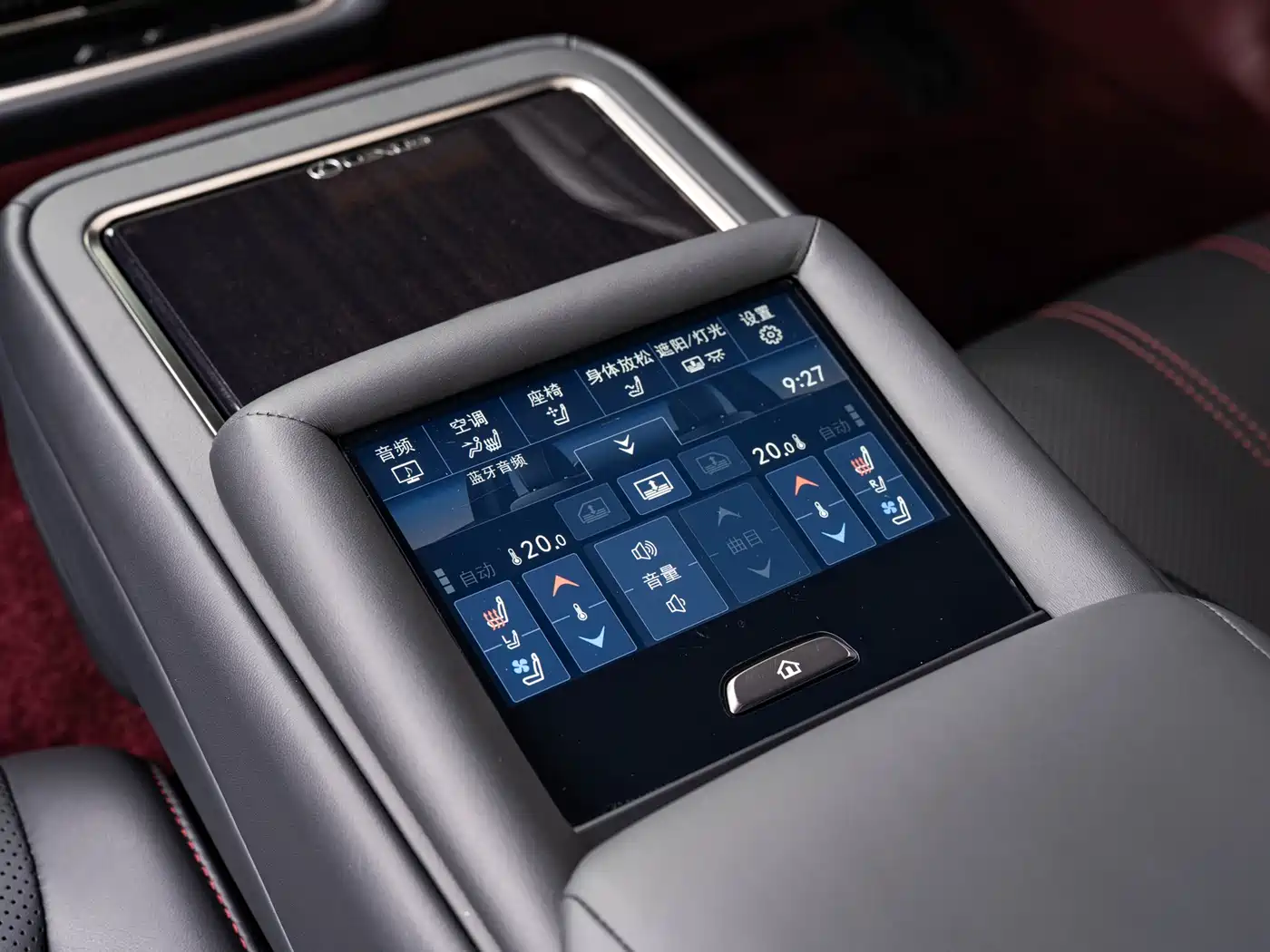 Lexus LS 2021 500h Executive Edition фото 20