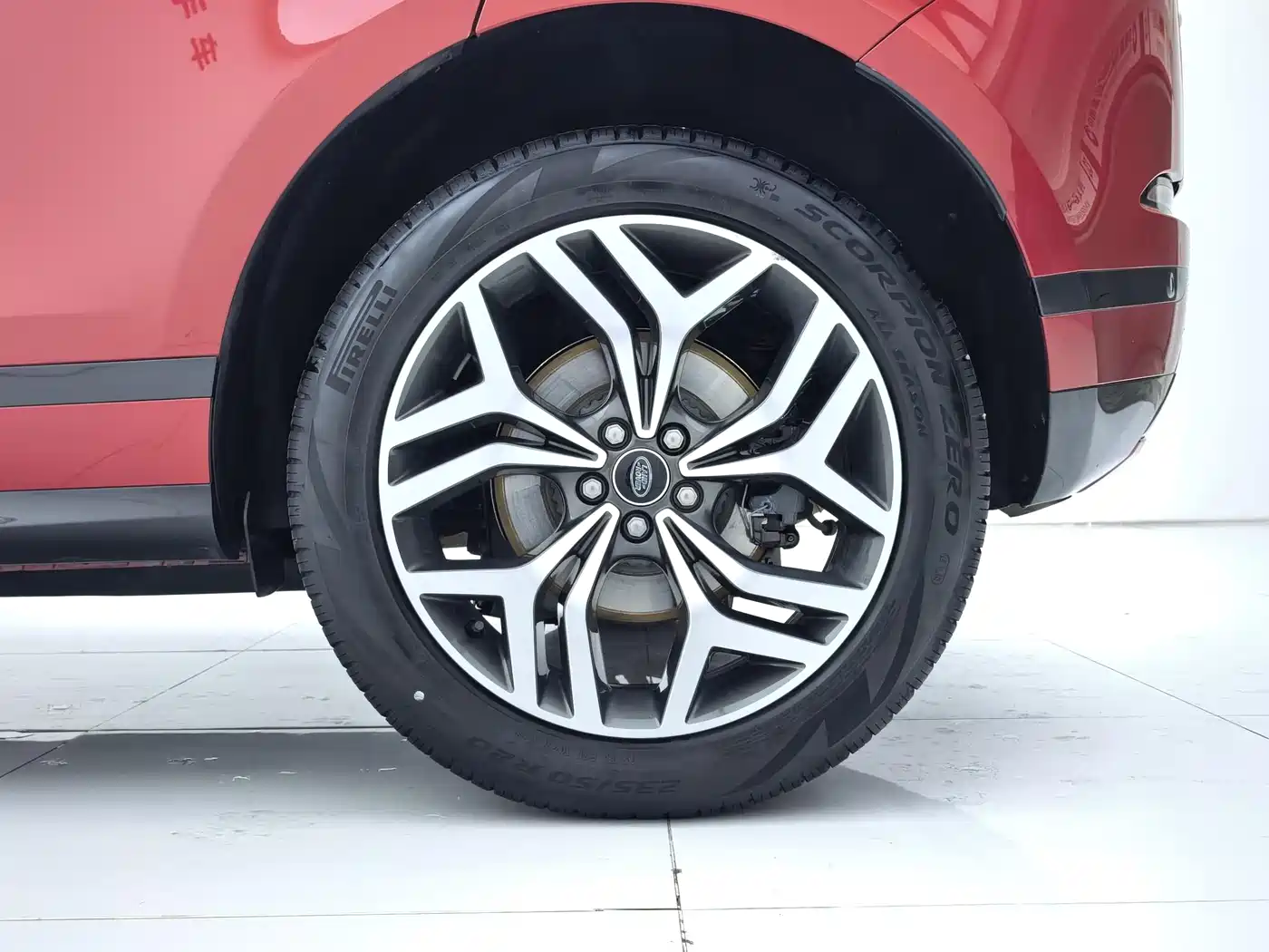 Land Rover Range Rover Evoque 2021 Range Rover Evoque L 249PS R-Dynamic S Performance Edition фото 20