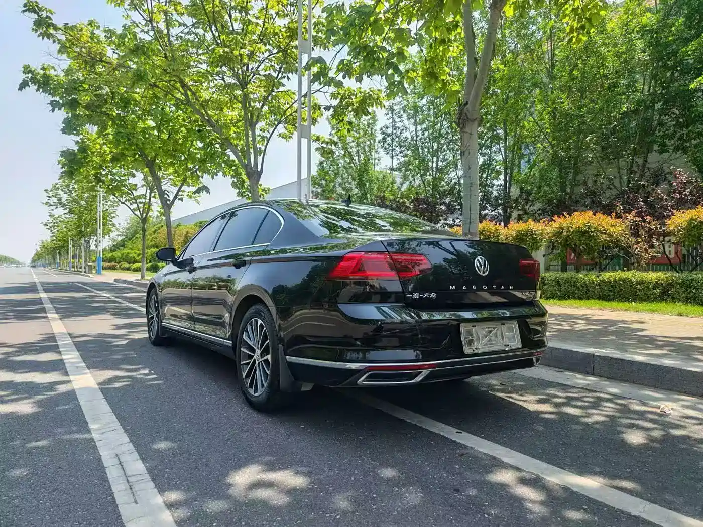 Volkswagen Magotan 2020 330TSI DSG Luxury фото 9