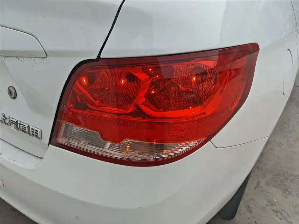 Chevrolet Sail 2018 Sail 3 1.3L AMT Ideal фото 8