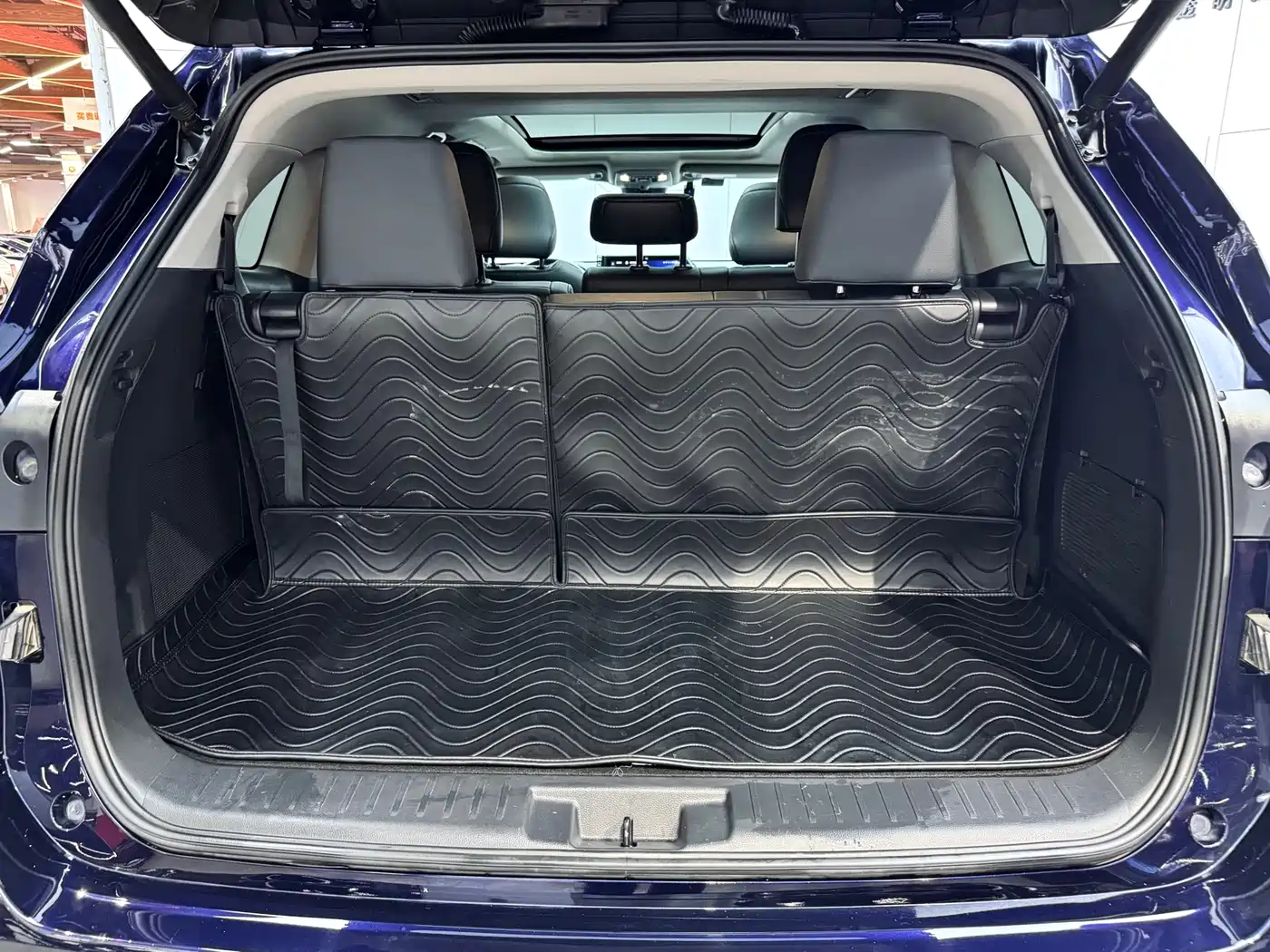 Toyota Highlander 2022 Dual Engine 2.5L 4WD Supreme Edition 7-Seater фото 28