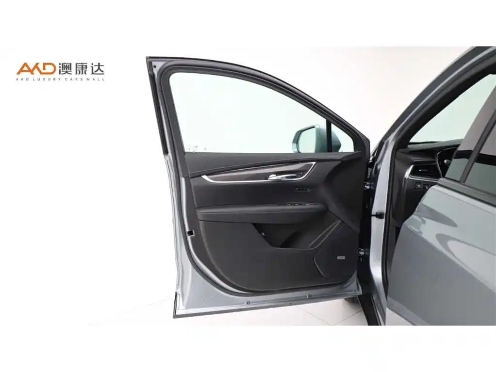 Cadillac XT5 2023 2022 2.0T AWD Luxury (Hummingbird Edition)