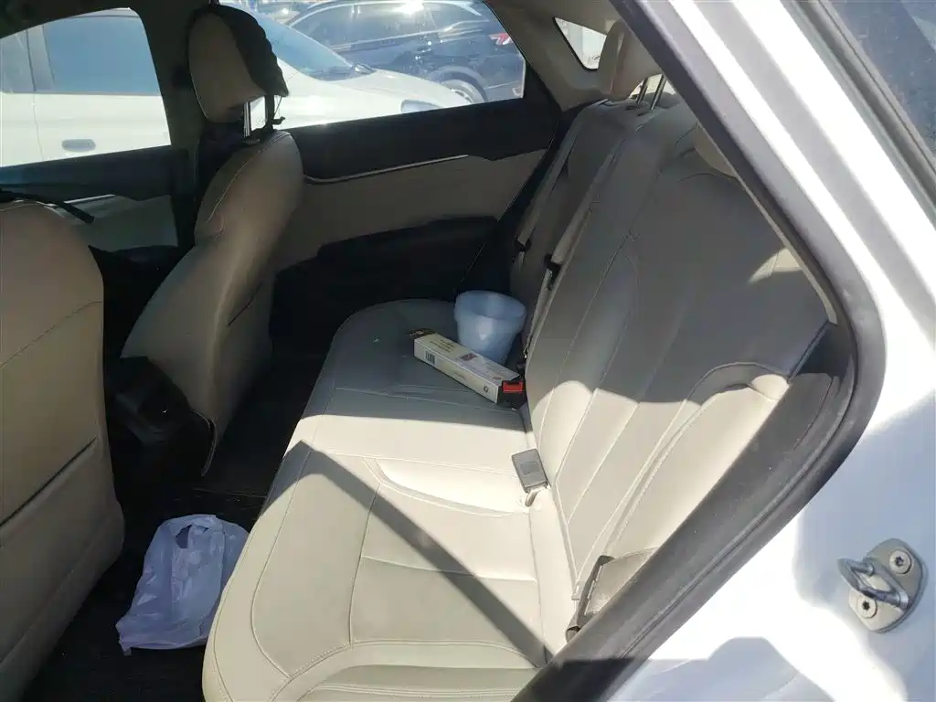 Buick Excelle 2018 15T Manual Elite (China V) фото 17