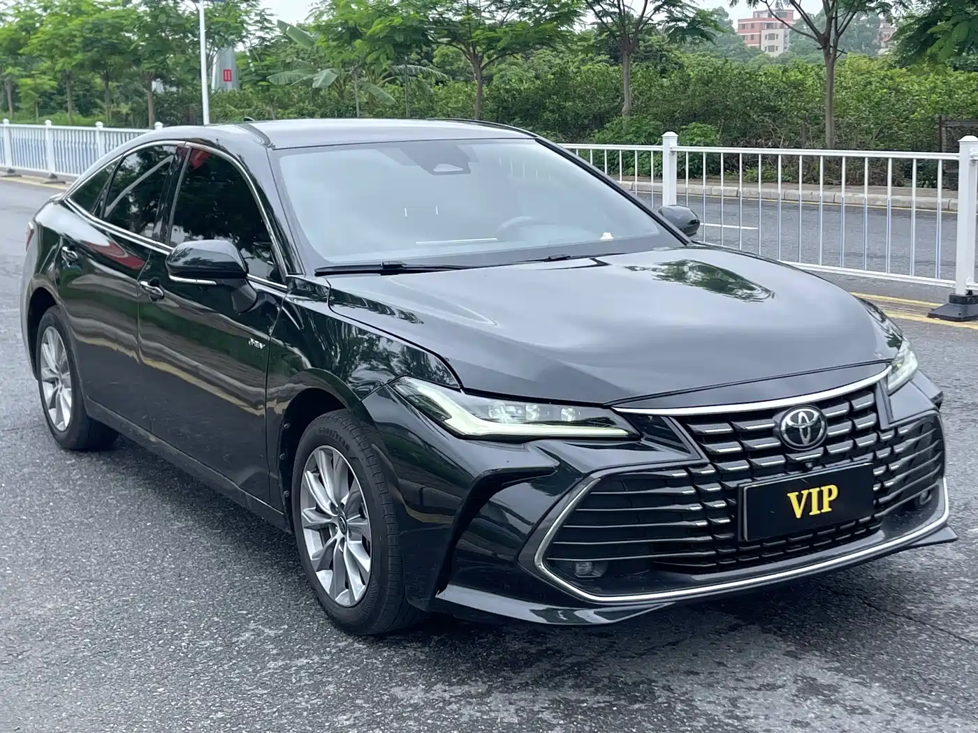 Toyota Avalon 2024 Model Hybrid 2.0L Premium Selection Edition фото 3