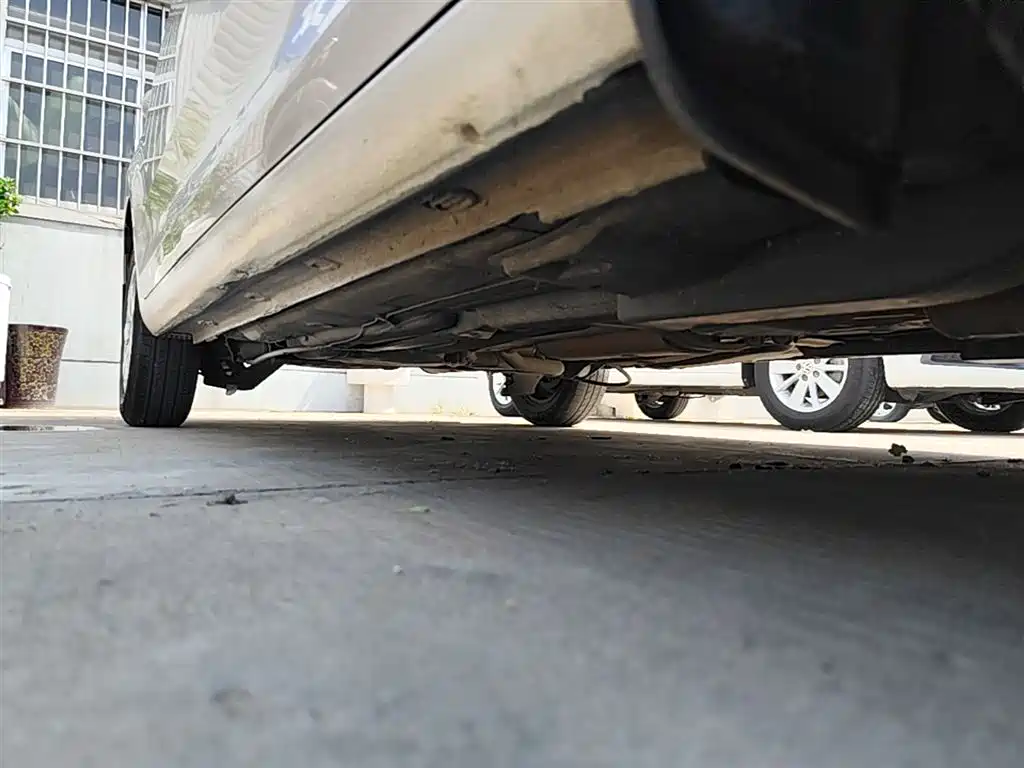 Volkswagen Santana 2015 1.4L Manual Trend Edition фото 21