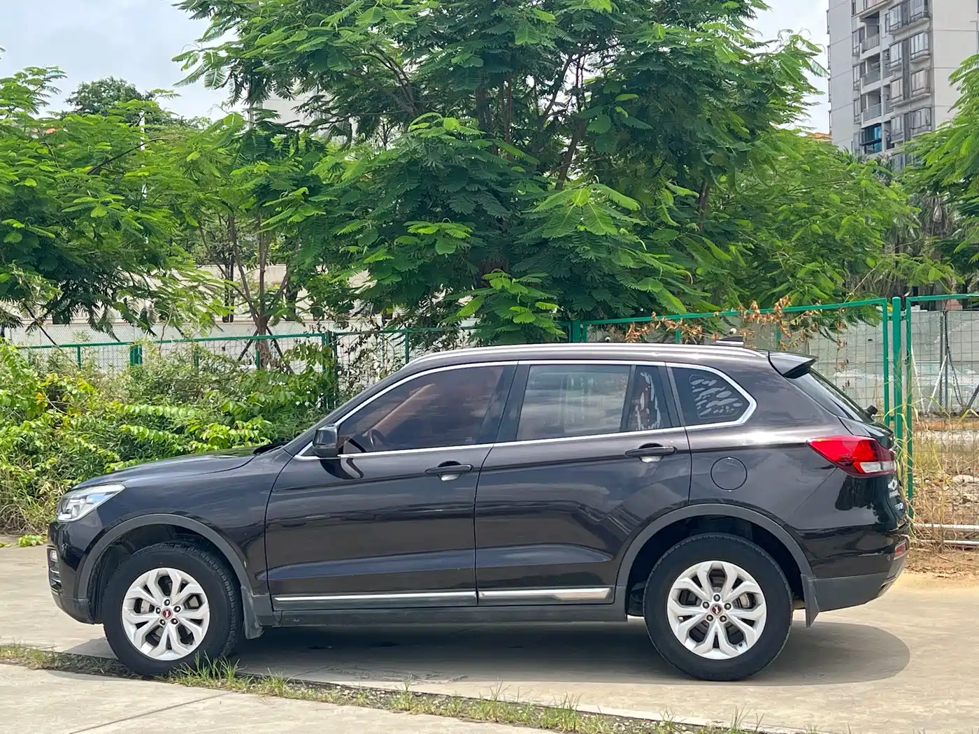 Hanteng Auto Hanteng X7 2017 2016 1.5T Manual Luxury Edition